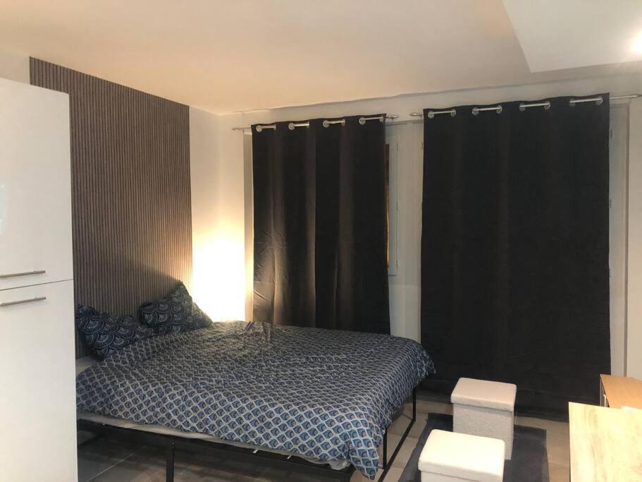 Studio Confortable Avec Balcon Villeneuve-sur-Lot Luaran gambar