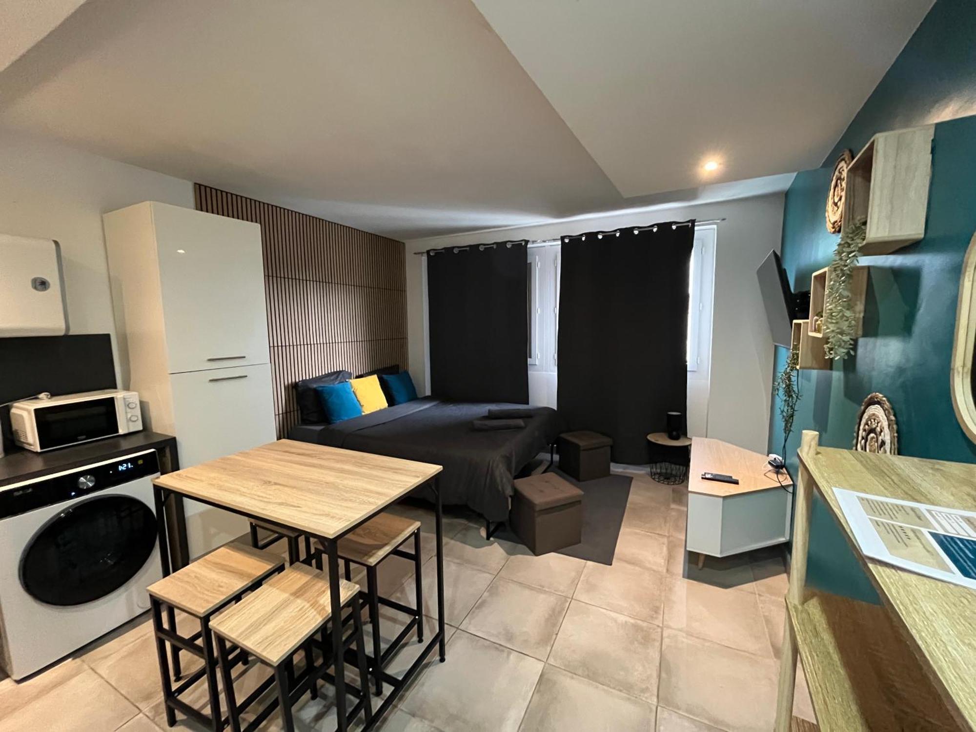 Studio Confortable Avec Balcon Villeneuve-sur-Lot Luaran gambar